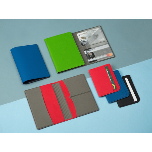 Обложка для паспорта с RFID защитой отделений для пластиковых карт "Favor", черная